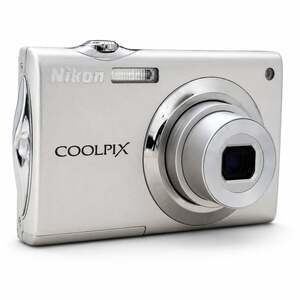 Nikon Coolpix S4000 Digital Camera Silver